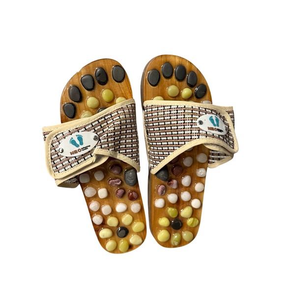 Neo Acupressure Foot Massage Slippers Reflexology Sandals Therapy Health Care - Picture 1 of 1
